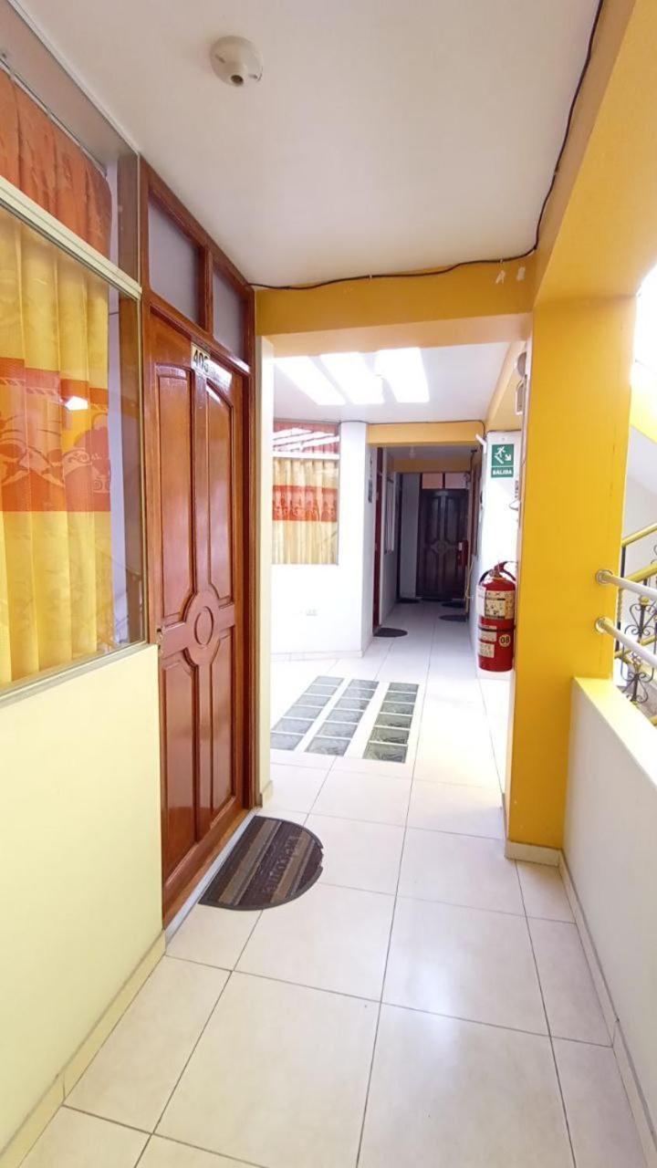 Hostal Acuarius Puno Buitenkant foto