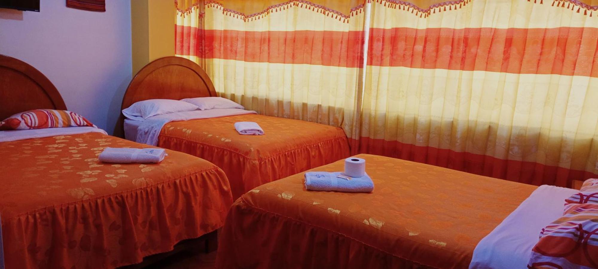 Hostal Acuarius Puno Buitenkant foto