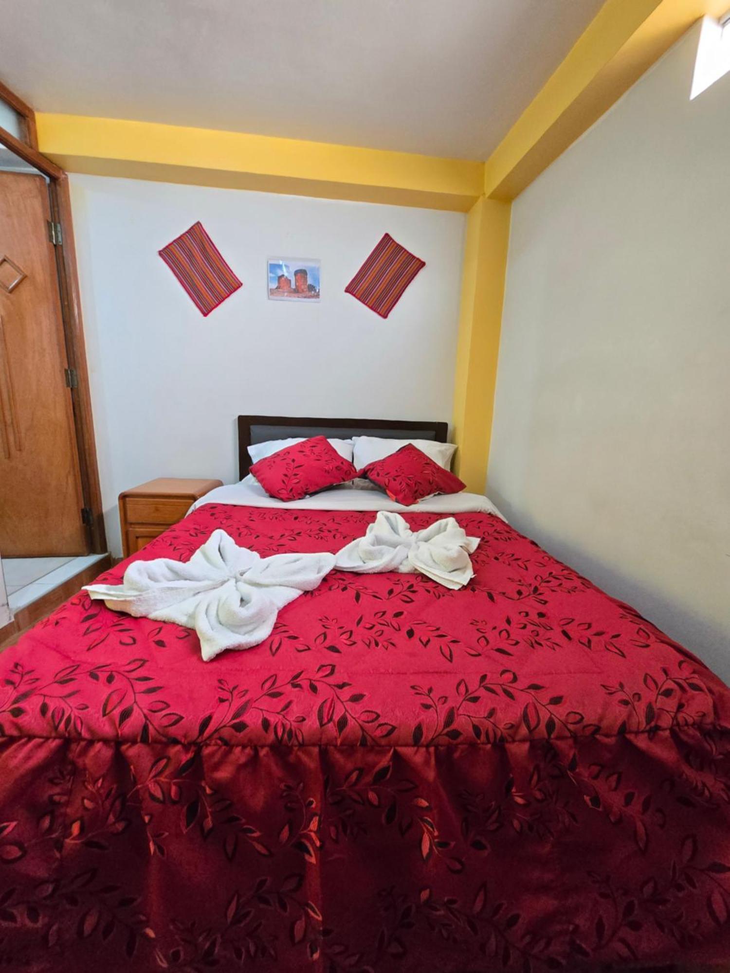 Hostal Acuarius Puno Buitenkant foto